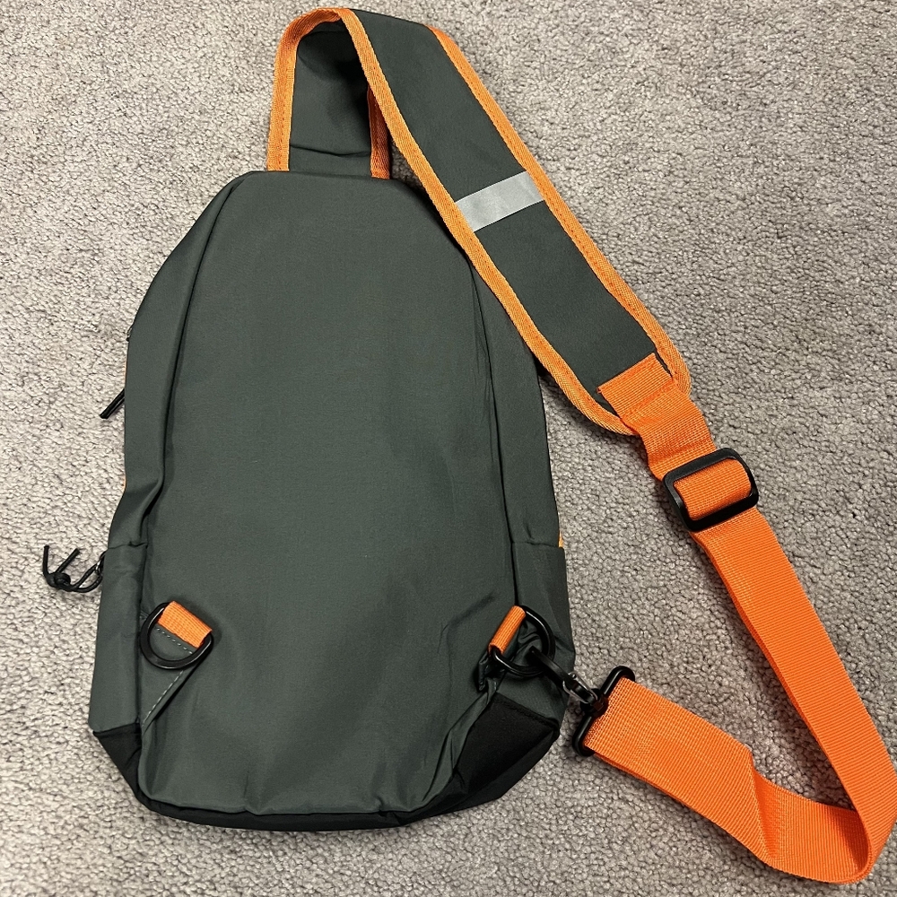 Northface Sling Bag Crossbody Shoulder Backpack Gray and Orange NWT Unisex - Picture 2 of 5
